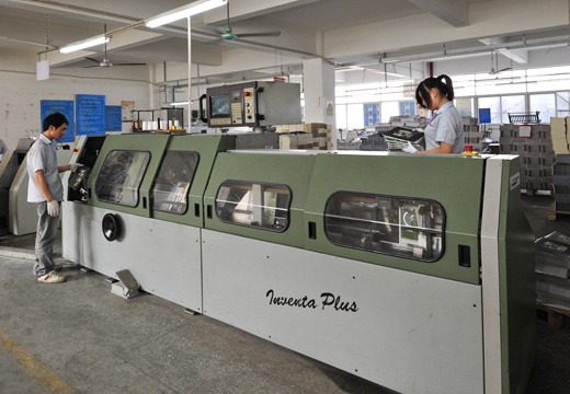 瑞士馬天尼全自動鎖線機